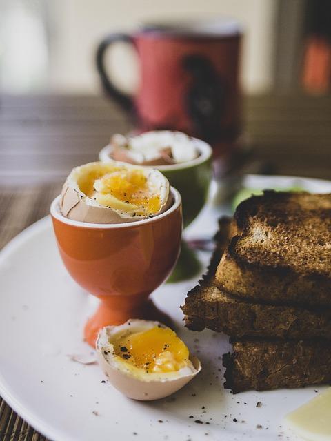 Zdravá bábovka ze zakysané smetany: Recept na vláčnou pochoutku