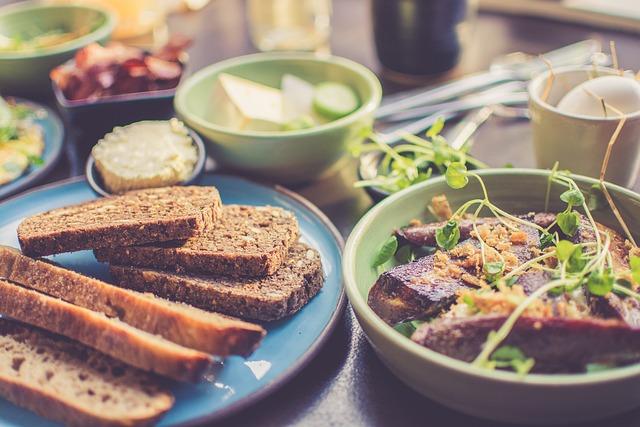 Zdravý Oběd Bez Vaření: Rychlé a Nutričně Vyvážené Možnosti