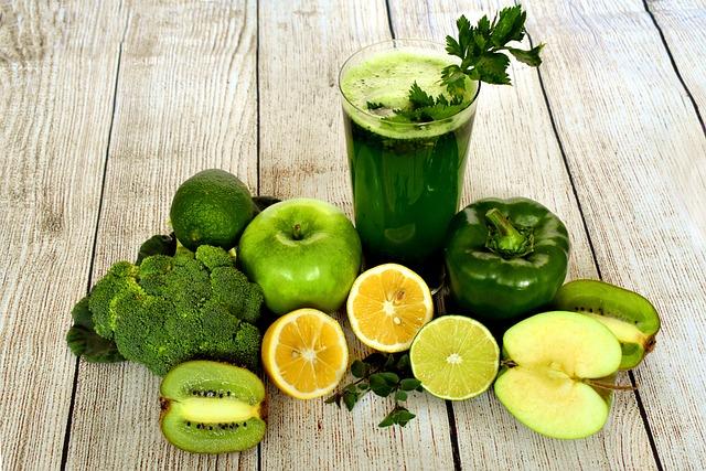 Jak si připravit chladivé smoothie plné vitamínů a minerálů