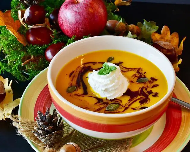 Podzimní ingredience: Jak zkombinovat zapečenou dýni s dalšími lahůdkami