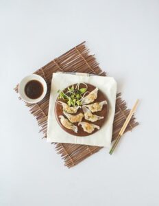 Zdravé knedlíky ze špaldové mouky: Recept na tradiční jídlo v moderním kabátě 8 Zdravé knedlíky ze špaldové mouky: Recept na tradiční jídlo v moderním kabátě